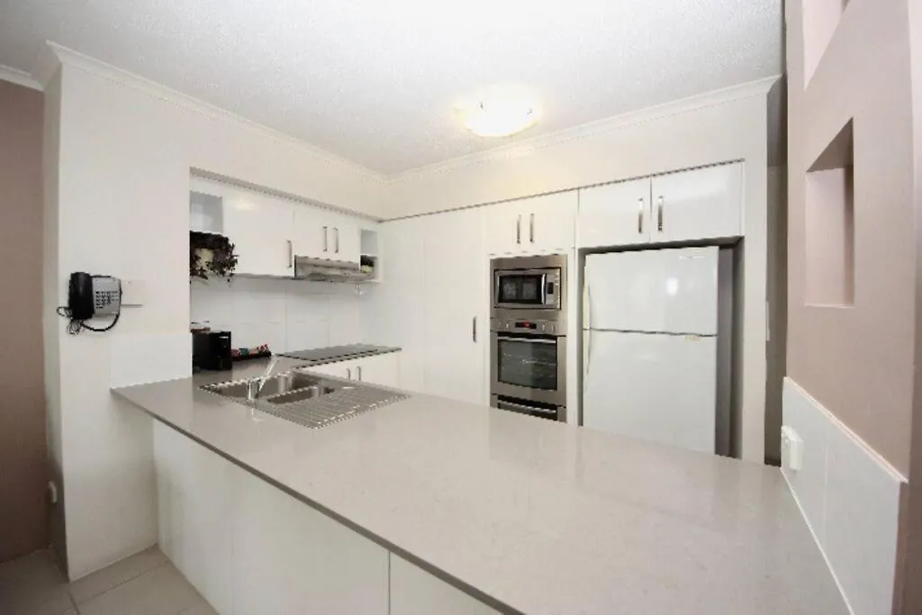 Diamond Beach 11 Gold Coast 0*,  Austrálie