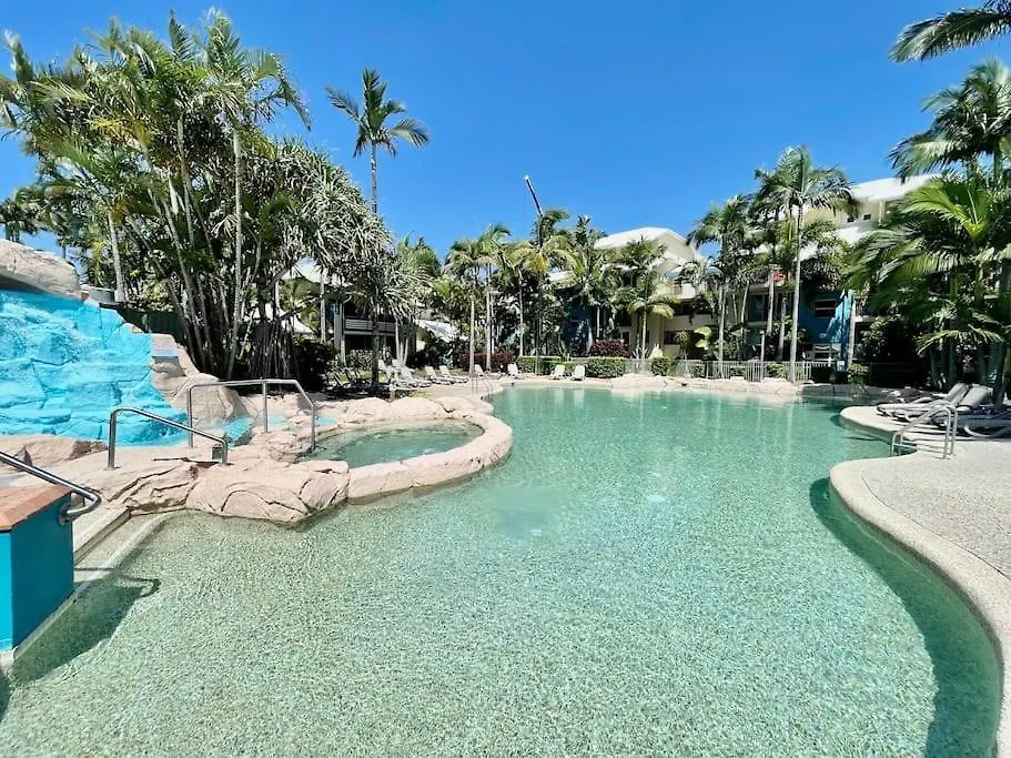 Diamond Beach 11 Gold Coast 0*,  Australia