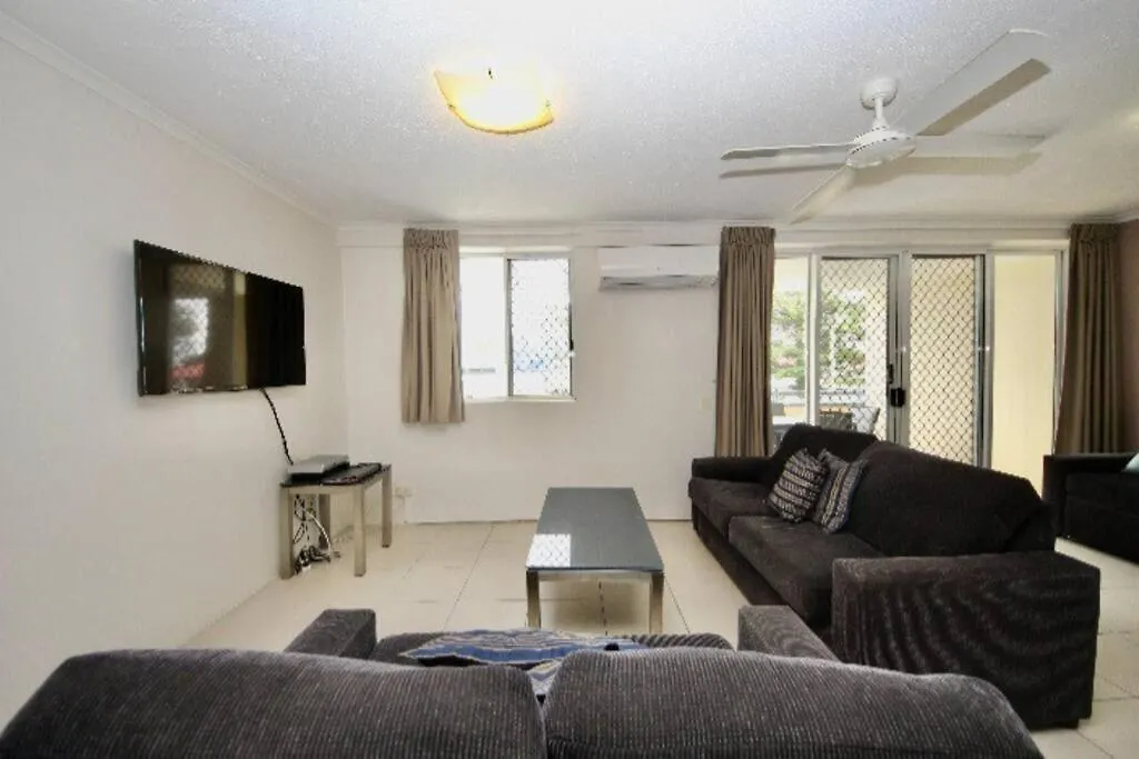 Diamond Beach 11 Gold Coast Apartment